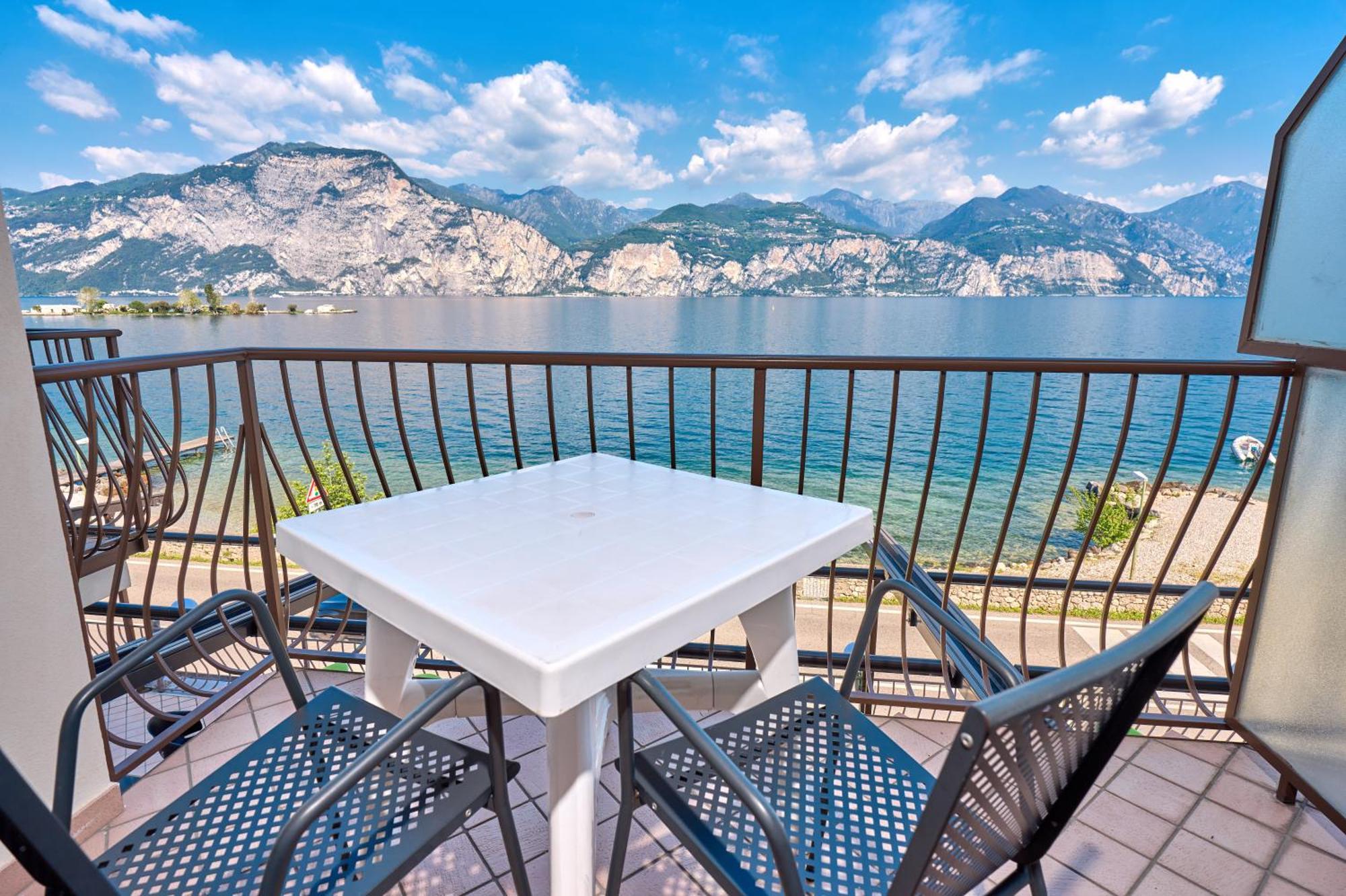 Locanda Bellavista Food&Rooms Malcesine Exterior photo